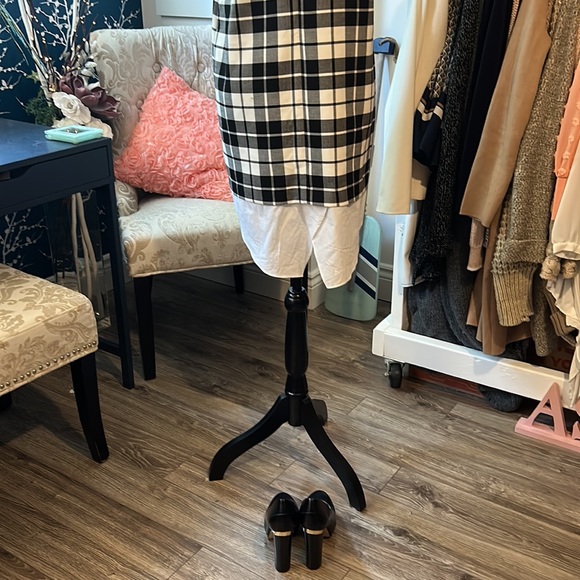 GORGEOUS ZARA black, white and grey dress, Perfect for fall size L - Picture 12 of 13